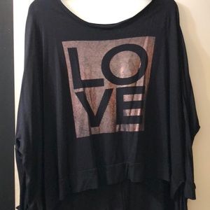 Large Juicy Couture slight crop top